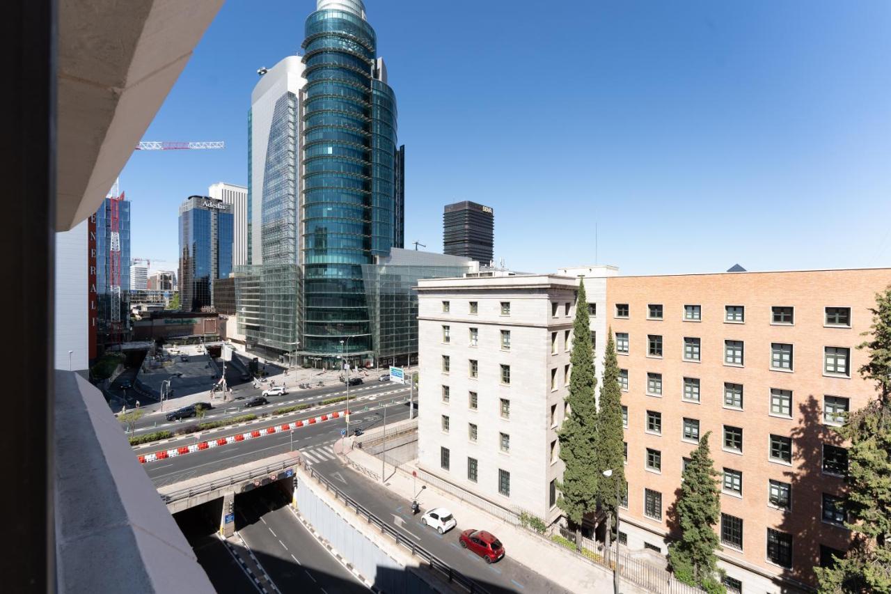Estudio Nuevos Ministerios Madrid Esterno foto